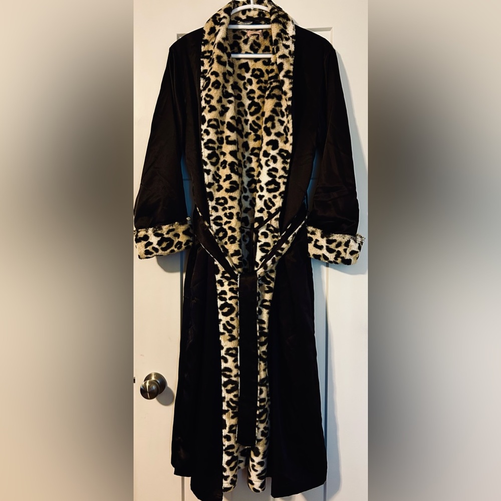 Cabernet Lush Leopard Print and Black Satin Robe